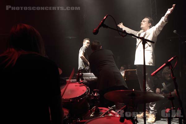 THE GROUP - 2015-12-13 - PARIS - Petit Bain - 